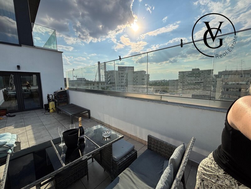 Titulescu- Basarab Penthouse 3 camere   145 MP  Parcare